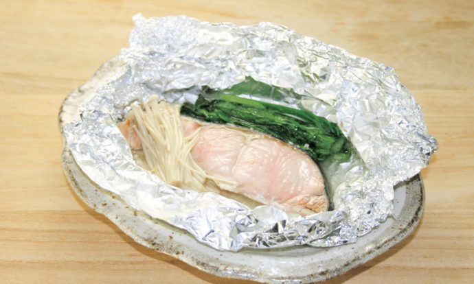 小松菜と塩鮭のバターホイル焼き