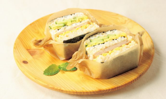牛乳パックで作ろう！ミルフィーユおにぎり