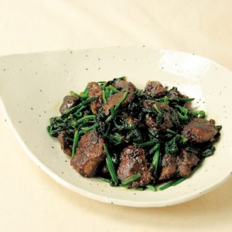 鶏レバーとほうれん草のW鉄分炒め