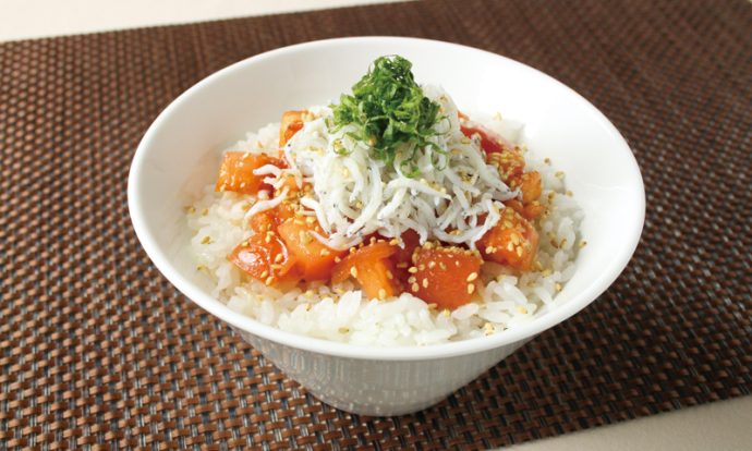 トマトしらすの漬け丼