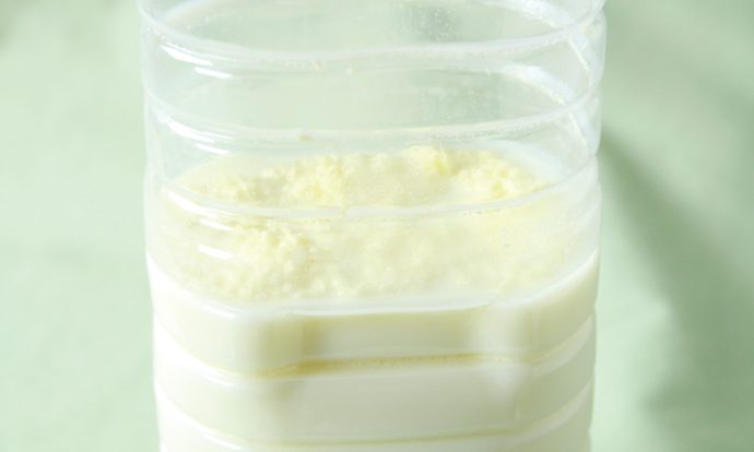 ノンホモ牛乳でつくる手づくりバター（手順画像）