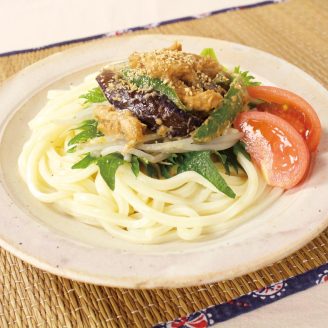 夏野菜とささみのさっぱりごま味噌だれうどん