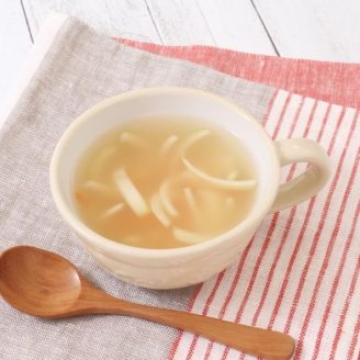 たまねぎとにんじんの中華スープ