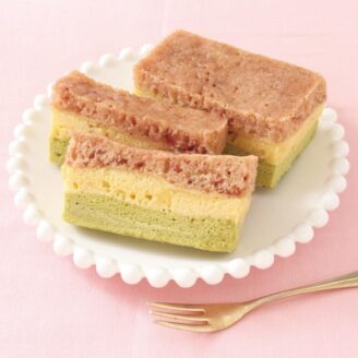 ひなまつり蒸しパンケーキ