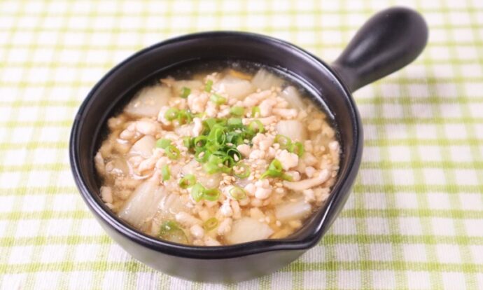 鶏ミンチと長いものとろみスープ