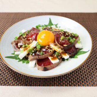 かつおのたたきと長芋のユッケ風